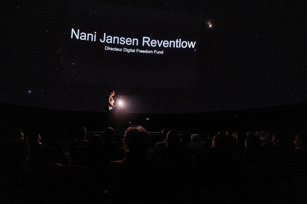 Godwinlezing 2019 door Nani Jansen Reventlow. Foto: Jeroen Mooijman (CC BY-NC-SA 4.0)